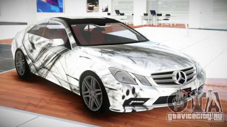 Mercedes-Benz E500 RT-Z S1 для GTA 4