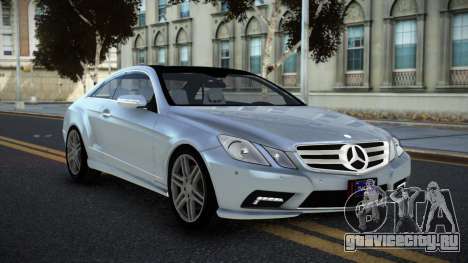 Mercedes-Benz E500 HR для GTA 4