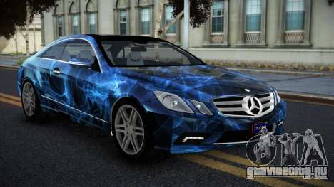 Mercedes-Benz E500 HR S13 для GTA 4